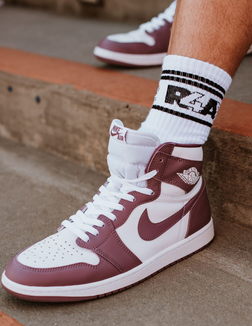 R4AR - Crew Socks - Tap Cancer Out